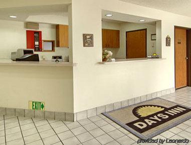 Days Inn By Wyndham Fremont Interno foto